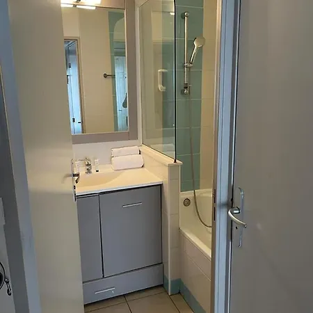 Tranquillo, Parcheggio, 150 Metri Dal Mare, Piscina Apartment