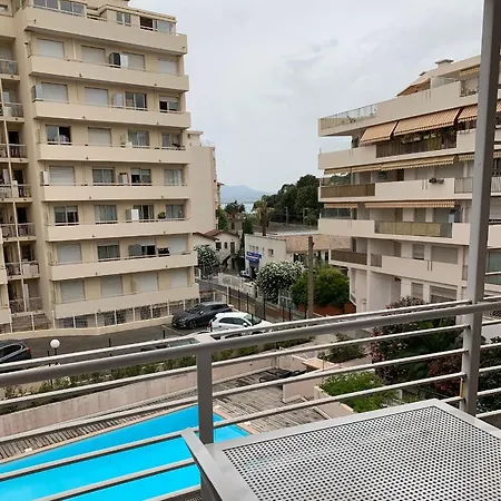 Apartment Tranquillo, Parcheggio, 150 Metri Dal Mare, Piscina Cannes